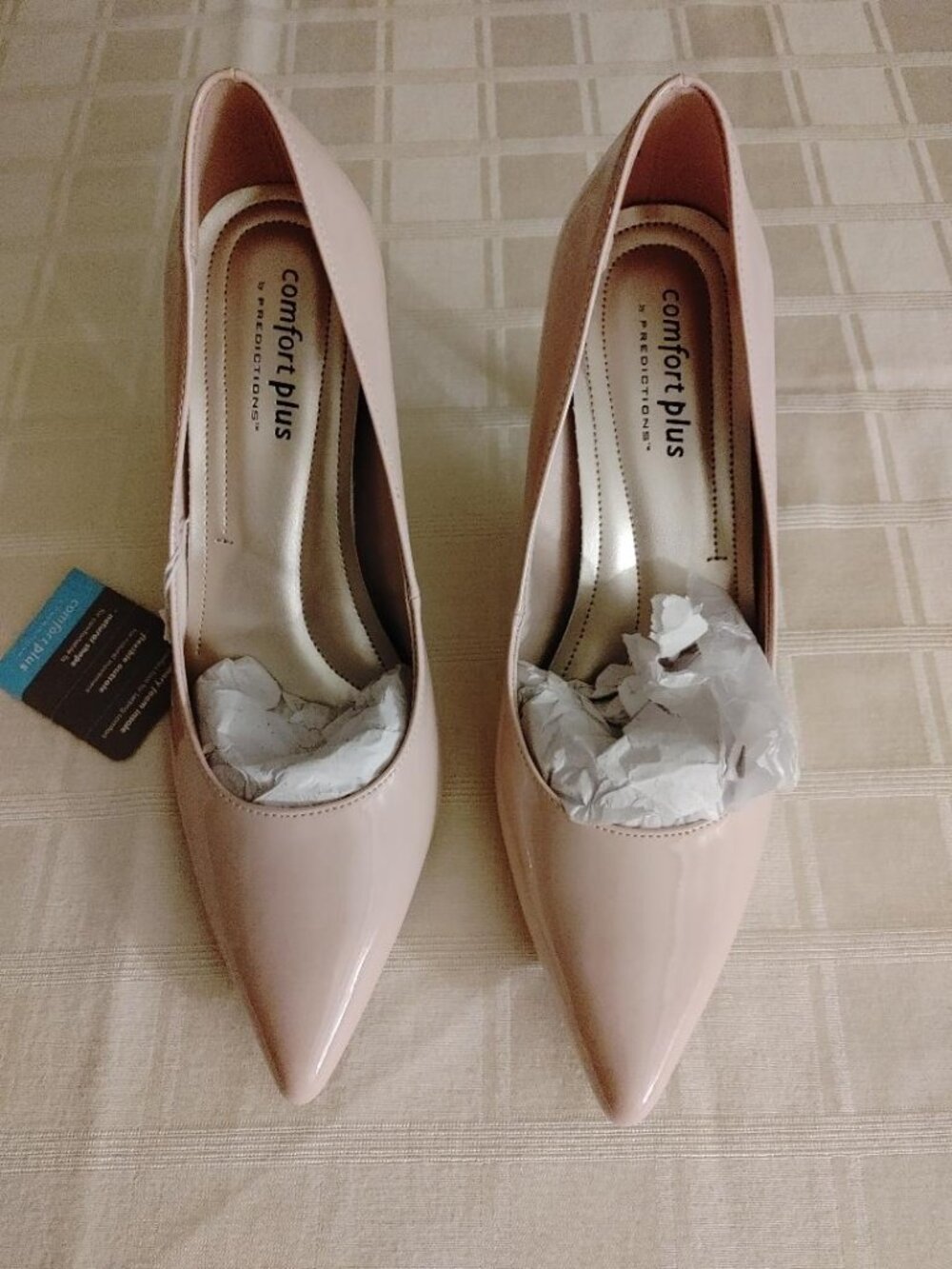 Brand New in Box Comfort Plus by Predictions Blush Colored Size 10 Pump
